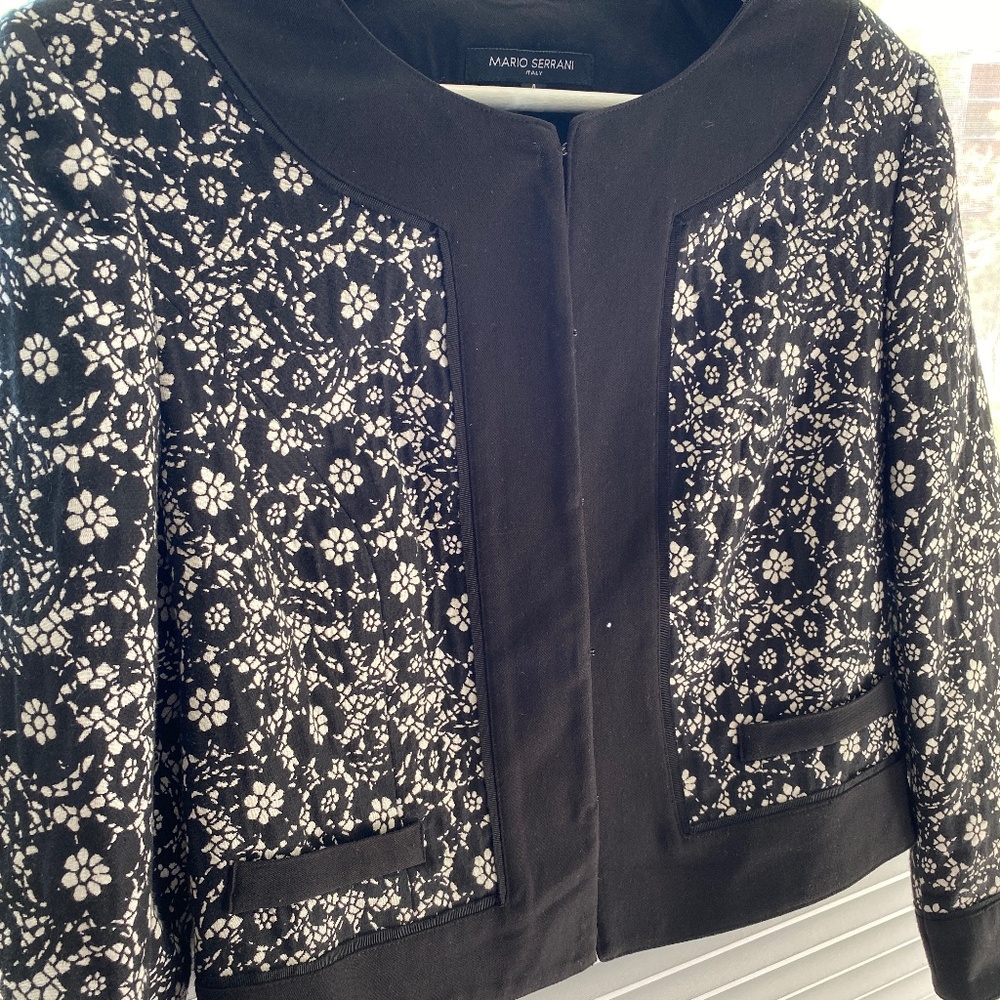 Crop Floral Blazer